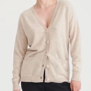 AQUA Cashmere V Neck Cardigan Sweater – Medium‎ – Luxuriously Soft in Oatmeal